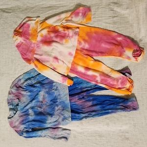 2T tie dye outfits gently used